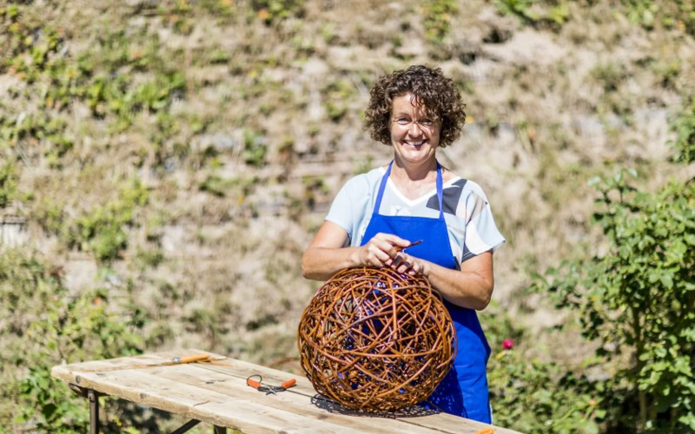 Bild 8 Weidenkugel_Brigitta Trenkwalderarminhuber_2017 31_800x533.jpg